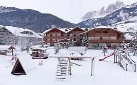 Hotel Sella Ronda Serenella