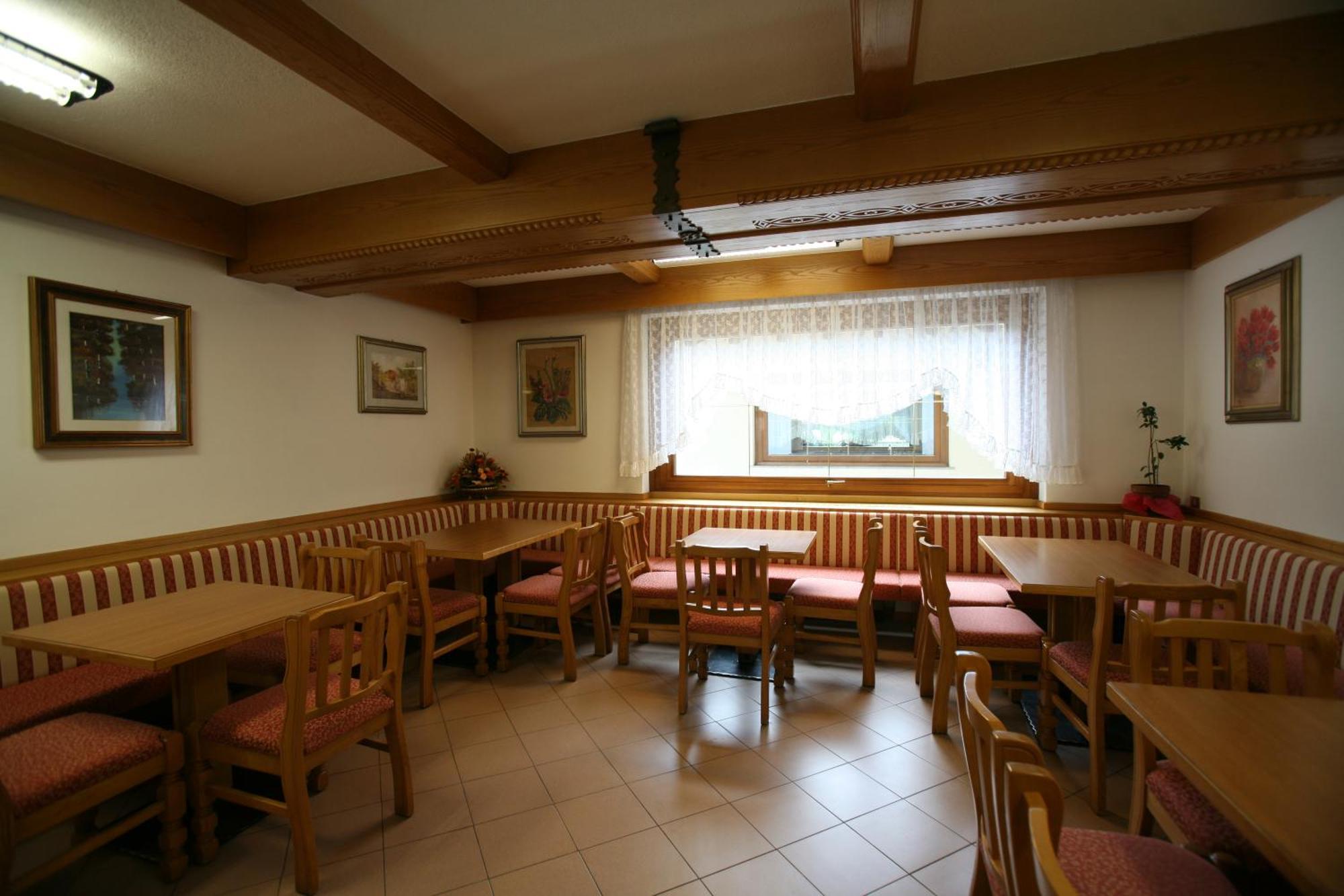 Hotel Sella Ronda Serenella Campitello di Fassa Esterno foto